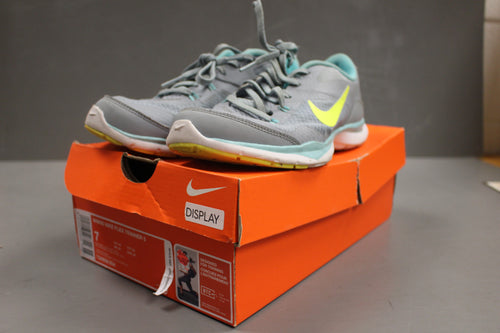 Nike Women's Flex Trainer 5 Sneakers, Size: 7, Dove Grey