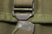 Load image into Gallery viewer, US Army CW-206/GR Radio Antenna Canvas Bag - Used