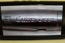 Load image into Gallery viewer, Cutter Bee Retractable Knife &amp; Blades - Set of 5 blades - New