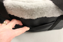 Load image into Gallery viewer, Bonthee Reversible Tote - 18" x 10" x 9" - Used