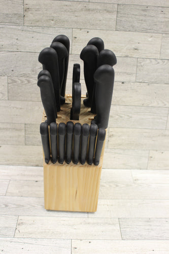 Philippe Richard Professional Knife Set With Wood Block - 19 Piece - New