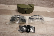 Load image into Gallery viewer, US Military Army Spectacle Kit - 8465-01-416-4626 - PN 306775 - New