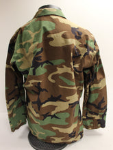 Load image into Gallery viewer, US Navy Seabees Woodland Hot Weather Combat Jacket - Large Regular - Used