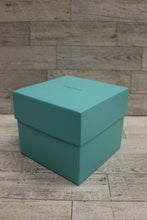 Load image into Gallery viewer, Tiffany &amp; Co Lead Crystal Elsa Peretti Thumbprint Juice Glass with Original Box