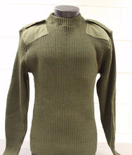 Load image into Gallery viewer, USMC Marines Pullover Green Sweater - Size: 42 - 8405-01-496-9816 - Used