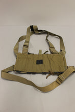 Load image into Gallery viewer, Tactical Tailor Fight Light Mini MAV Chest Rig with Pouches - Used