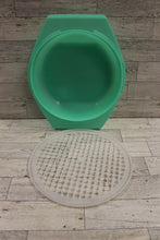 Load image into Gallery viewer, Tupperware Jade Collander with 516-7 Strainer Lid - Used
