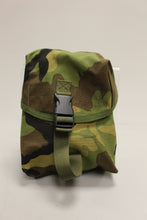 Load image into Gallery viewer, Blackhawk M249 Saw Pouch - Woodland - Used