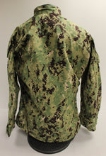 Load image into Gallery viewer, Navy NWU Type III Seabees Working Coat - Medium Regular - 8405-01-574-0521 - New