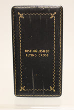 Load image into Gallery viewer, WWII US Distinguished Flying Cross Medal Set - Used