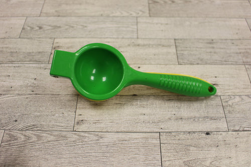 Vintage Cast Aluminum Lemon Lime Juice Hand Press/Juicer - Used