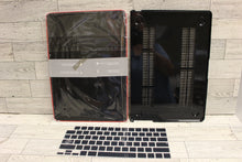 Load image into Gallery viewer, 2022 MacBook Air 13" A2681/A3113 Hard Case with Keyboard - New
