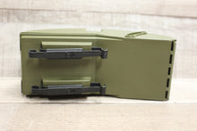 Load image into Gallery viewer, US Military Army Spectacle Kit - 8465-01-416-4626 - PN 306775 - New
