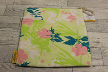 Load image into Gallery viewer, L&#39;Occitane En Provence Cosmetic Makeup Carrying Bag Pouch - Floral - New