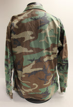 Load image into Gallery viewer, US Navy Seabees Woodland Combat Jacket - Large Long - Used