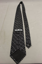Load image into Gallery viewer, Platinum Designs Men&#39;s Tie - Used