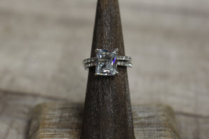 Costume Fashion Jewelry Sparkly Men's Women's Rings Size: 05 -New