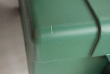 Load image into Gallery viewer, Rubbermaid Roughneck Storage Box - 3 Gal / 11.3 L - Green - Used