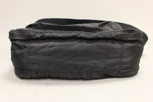 Load image into Gallery viewer, Vintage LUCAS Duffle Bag/ Weekender Carry on Case - Used
