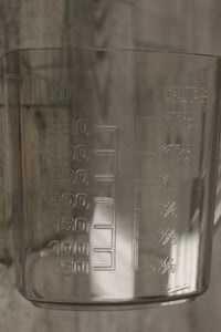 Vintage Arrow Measuring Cup - Measures cups & mL - Unique Pouring Spout - Used