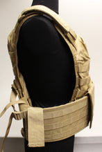 Load image into Gallery viewer, Diamondback Plate Carrier - Large - Tan - Used