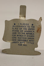 Load image into Gallery viewer, Vintage United States of America "I Pledge Allegiance" Tin Tab Foldover - Used