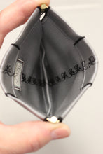 Load image into Gallery viewer, Soleil Squeeze Coin Purse - Gray - New
