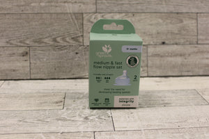 Green Sprouts Medium & Fast Flow Nipple Set - New