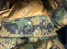 Load image into Gallery viewer, Military USMC Tarpaulin Reversible Field Tarp - Marpat Woodland - Grade B