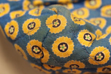 Load image into Gallery viewer, Vera Bradley Riviera Blue Medium Shoulder Bag - Used