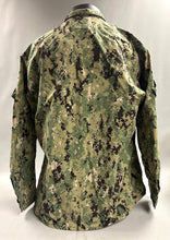 Load image into Gallery viewer, US Navy NWU Type III Working Blouse Jacket Coat - Medium Long - 8405-01-574-0525