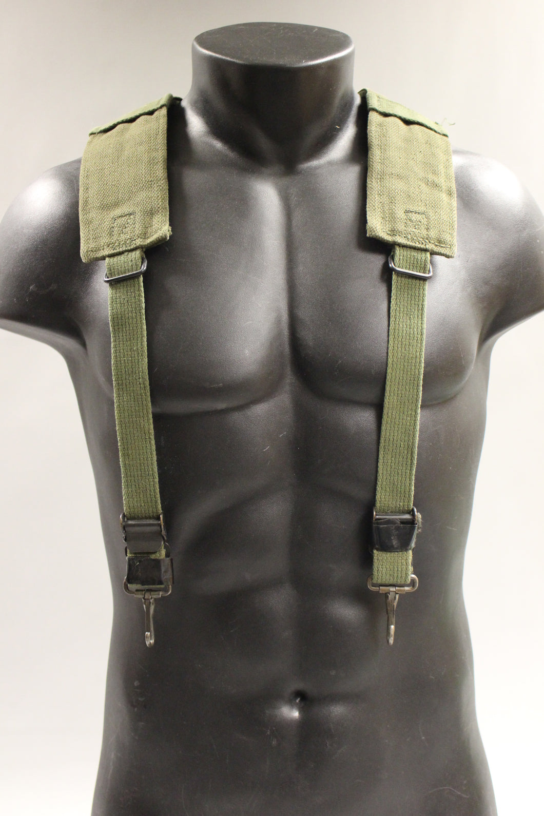 M1956 Combat Field Pack Suspenders - 8465-577-4922 - - Used