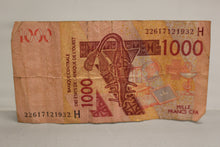 Load image into Gallery viewer, 1000 West African CFA Franc Bank Note from the Central Bank - Used