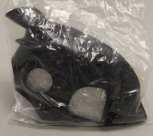 Load image into Gallery viewer, M40A1 &amp; M42E1 Breathing Equipment Facepiece - 4240-01-413-1543 - New