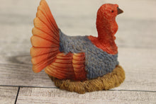 Load image into Gallery viewer, 1995 Enesco Sweet Harvest Hearts Figurine - #159085 - Thanksgiving Turkey - Used
