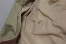 Load image into Gallery viewer, Military Issued Cold Weather Parka - Desert Camo - Medium Short - Used