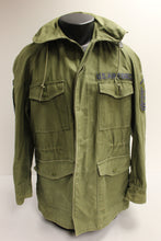 Load image into Gallery viewer, Vintage 1962 Vietnam Era Man's Cotton Wind Resistant Sateen Coat - Small Regular