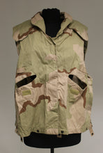 Load image into Gallery viewer, US Army PASGT Vest Cover - Desert Camouflage - Small/Medium - 8470-01-327-5362