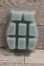 Load image into Gallery viewer, Scentsy Clothespin Wax Warmer Melts - 3.2 oz -. Clothespin - New