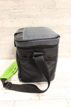 Load image into Gallery viewer, Artic Zone Zipperless Coldlock Lunchbox - Used