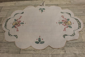 Vintage Christmas Embroidered Oval Dolly Placemat - Set of 2 - Scallops - Used