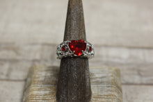 Load image into Gallery viewer, Costume Fashion Jewelry Sparkly Men&#39;s Women&#39;s Rings -Size: 06 -New