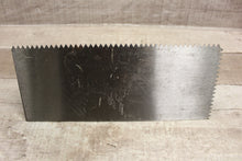 Load image into Gallery viewer, Qep Notched Trowel 1/4&quot;x3/16&quot; -Used
