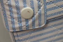 Load image into Gallery viewer, Vintage Quilted Storage Box - 16" x 12" x 7" - Blue &amp; White - Used