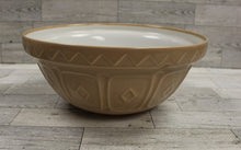 Load image into Gallery viewer, Mason Cash Cane Collection S18 - 2.8 Qt. - Used (#2)