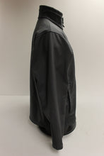 Load image into Gallery viewer, Columbia Light Weight Zip Up Jacket - Large - Black - Used