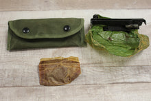 Load image into Gallery viewer, M15 Grenade Launcher Sight In Original Wax Packaging &amp; Case - New