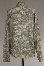Load image into Gallery viewer, US Army ACU Gen III Wind Cold Weather Jacket - Medium Regular - 8415-01-538-6067