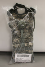 Load image into Gallery viewer, ACU Universal Hydration System with Bladder - 8465-01-525-5531 - New