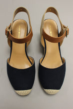 Load image into Gallery viewer, Tommy Hilfiger Women&#39;s Nilsa Closed Toe Espadrille Wedge Sandal - Size: 7.5M